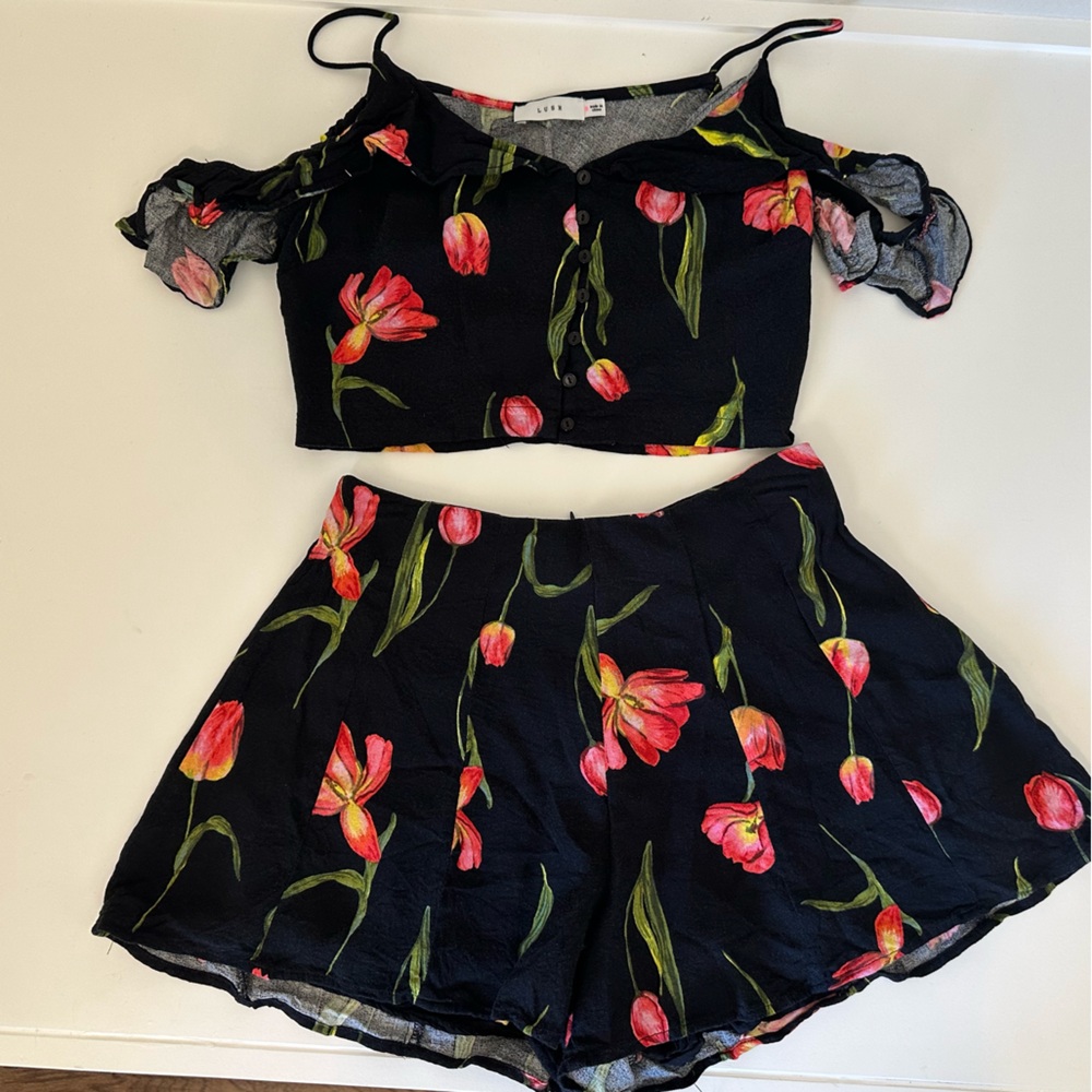 Lush 2 piece set, size small